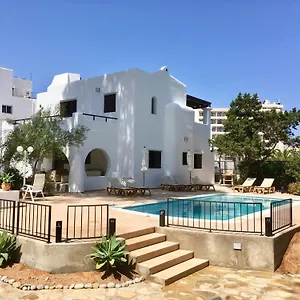 Vakantiehuis Torralba - At Osiris, San Antonio (Ibiza)